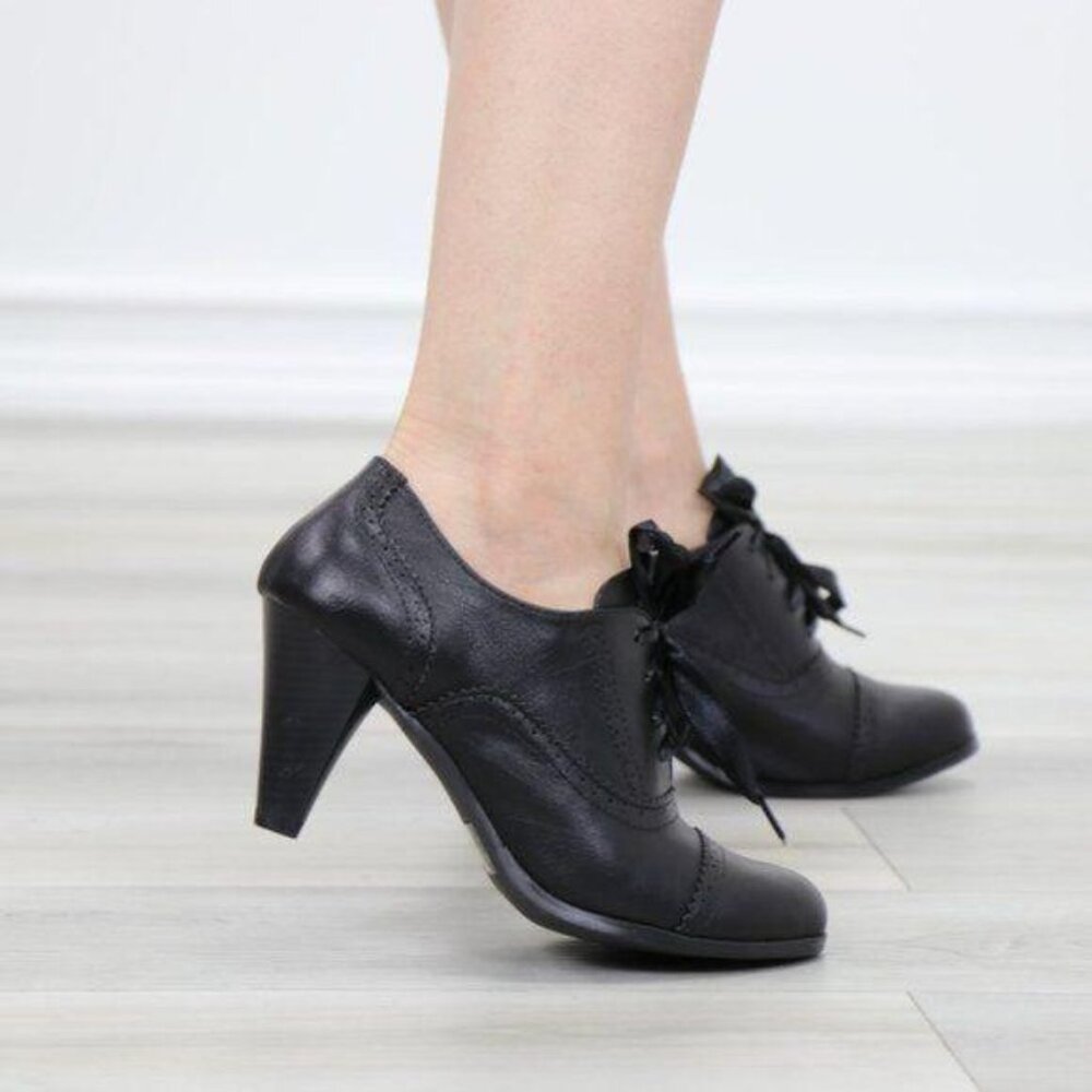 Laced-Up Low Cut Ankle Boots Women's Heeled Oxford - Picture 8 of 15